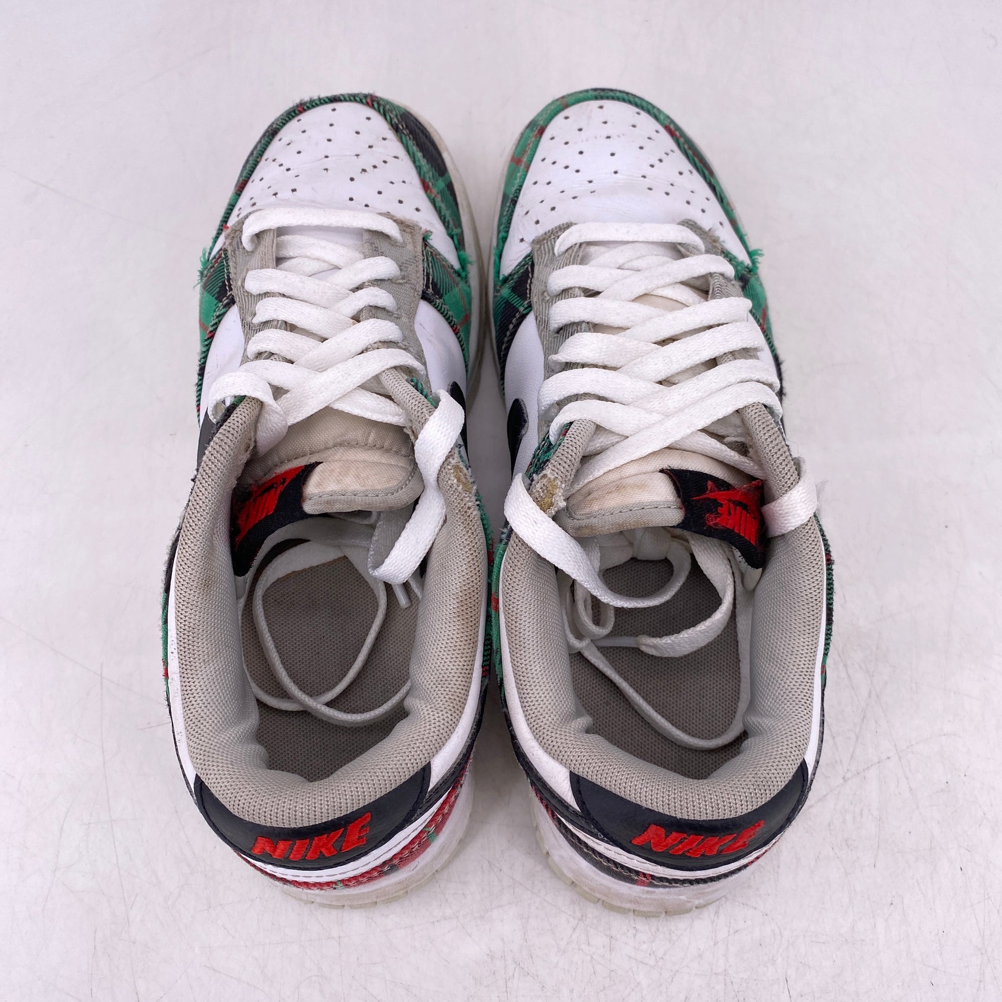 Nike Dunk Low &quot;Tartan Plaid&quot; 2023 Used Size 7