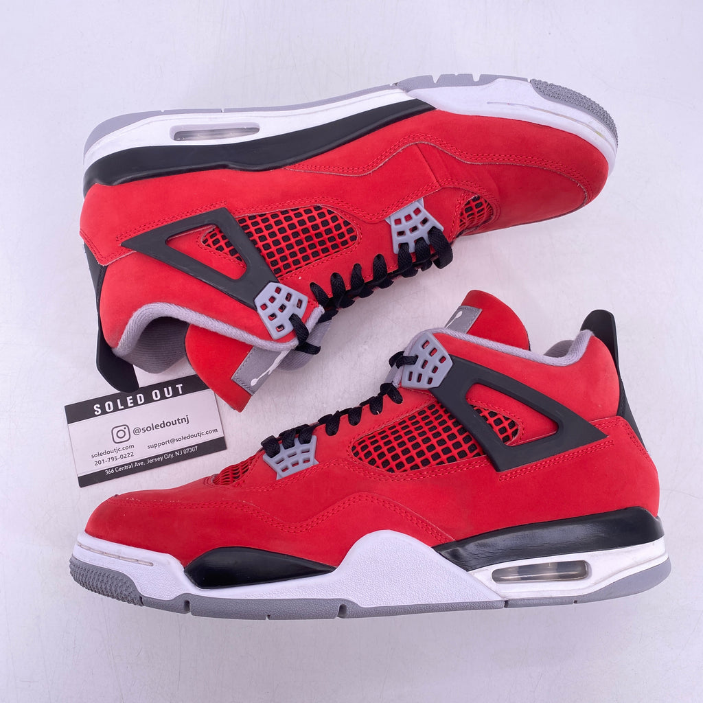 Air Jordan 4 Retro "Toro Bravo" 2026 Used Size 11.5