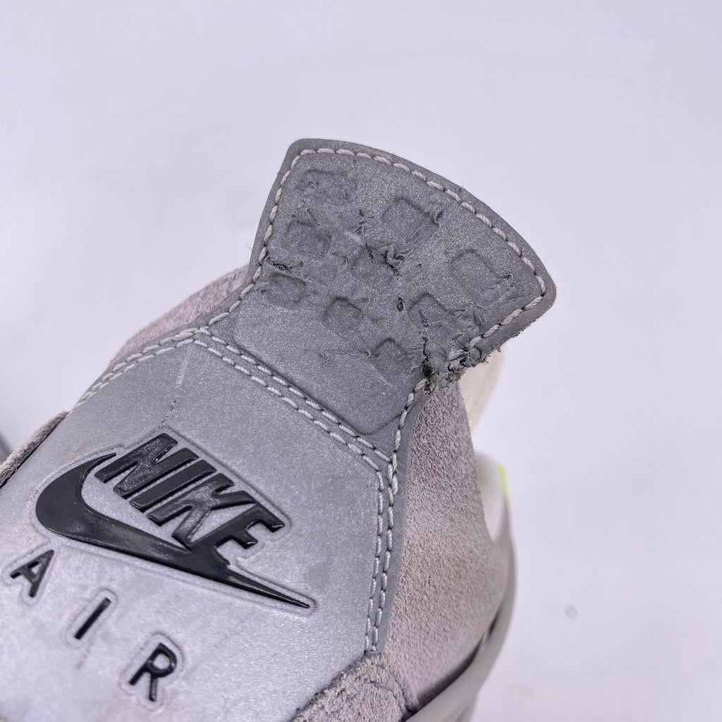 Air Jordan (GS) 4 Retro "Neon" 2020 Used Size 4Y