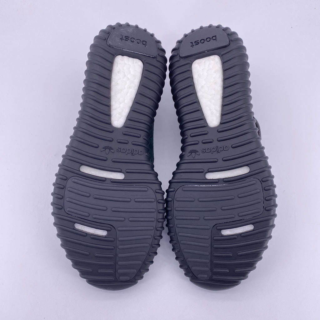 Yeezy 350 "Pirate Black" 2023 New Size 10.5