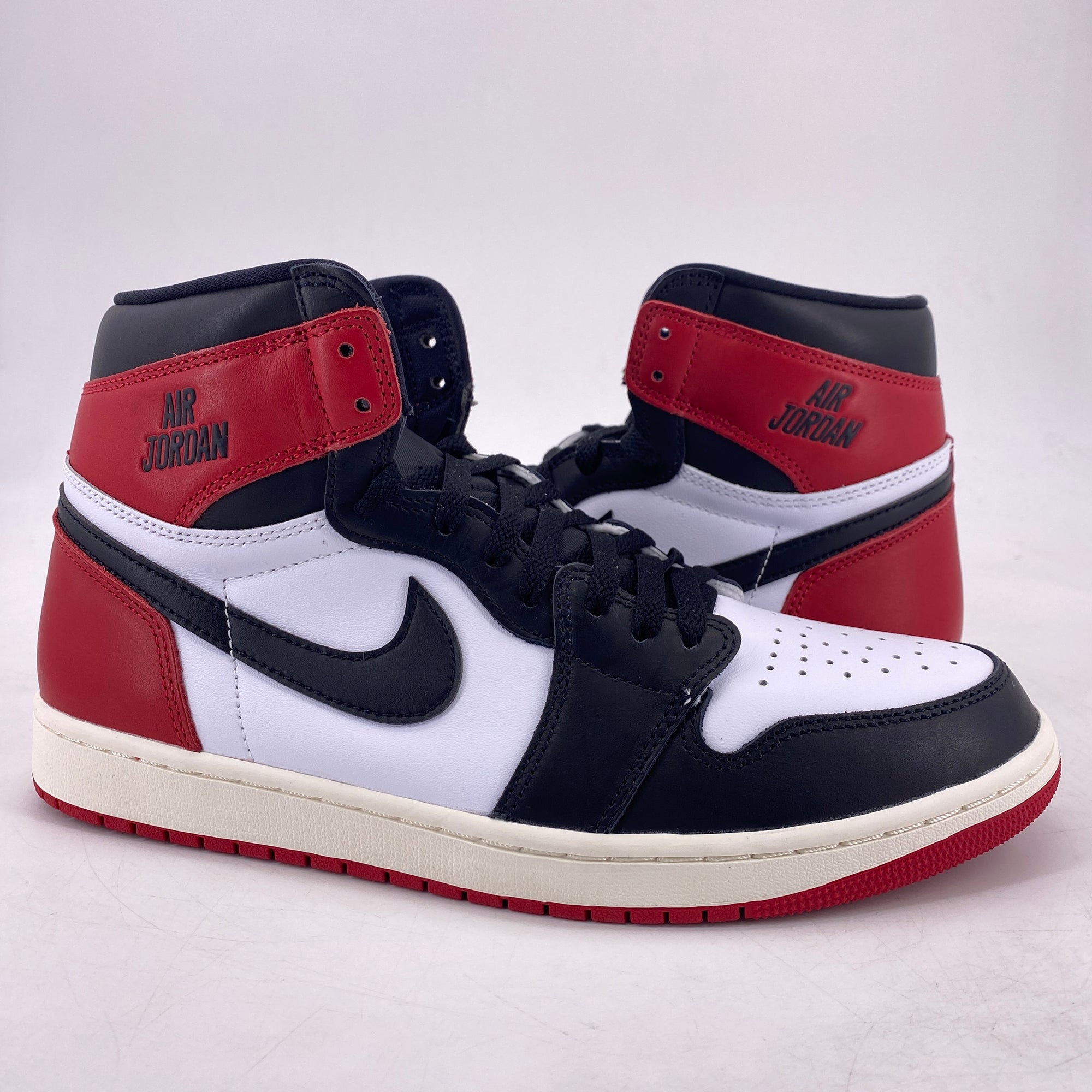 Air Jordan 1 Retro High OG &quot;Black Toe Reimagined&quot; 2024 New Size 11
