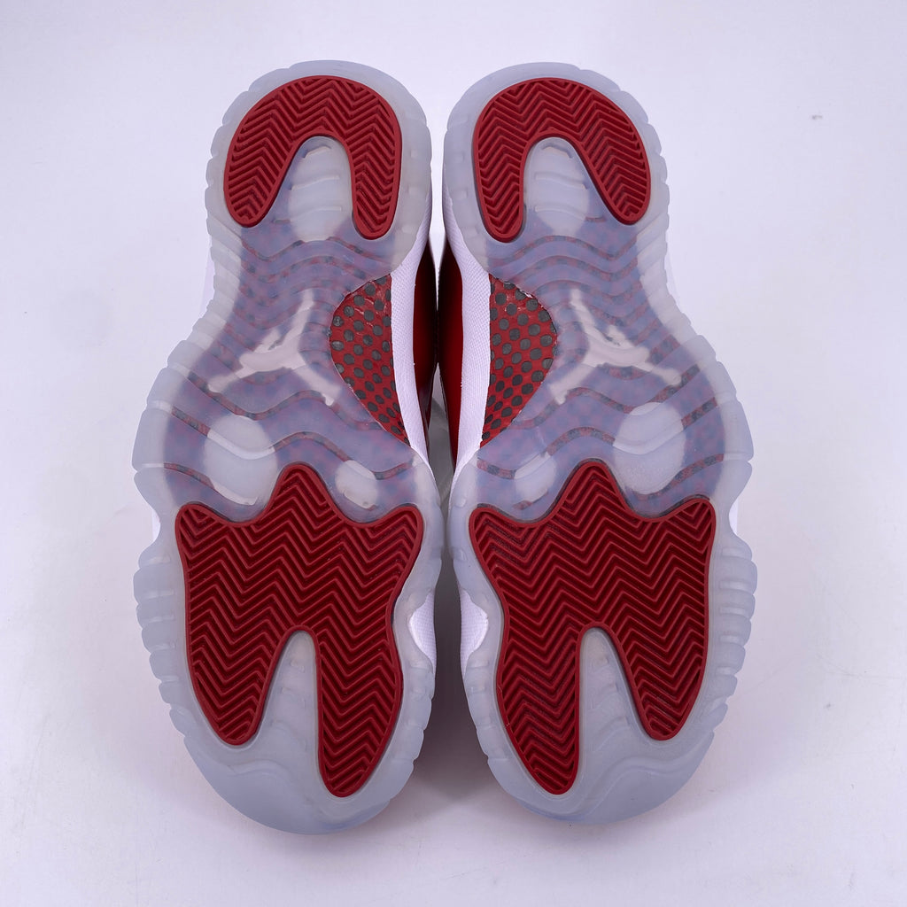Air Jordan 11 Retro "Cherry" 2022 New Size 9.5