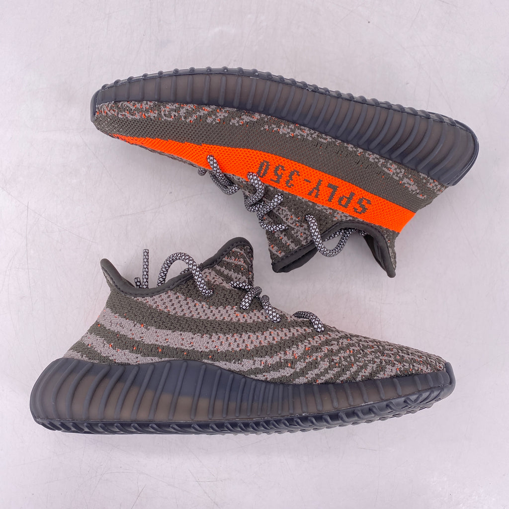 Yeezy 350 v2 "Carbon Beluga" 2024 Used Size 4.5