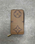 Louis Vuitton Wallet "GIANT MONOGRAM" Used Brown Size OS