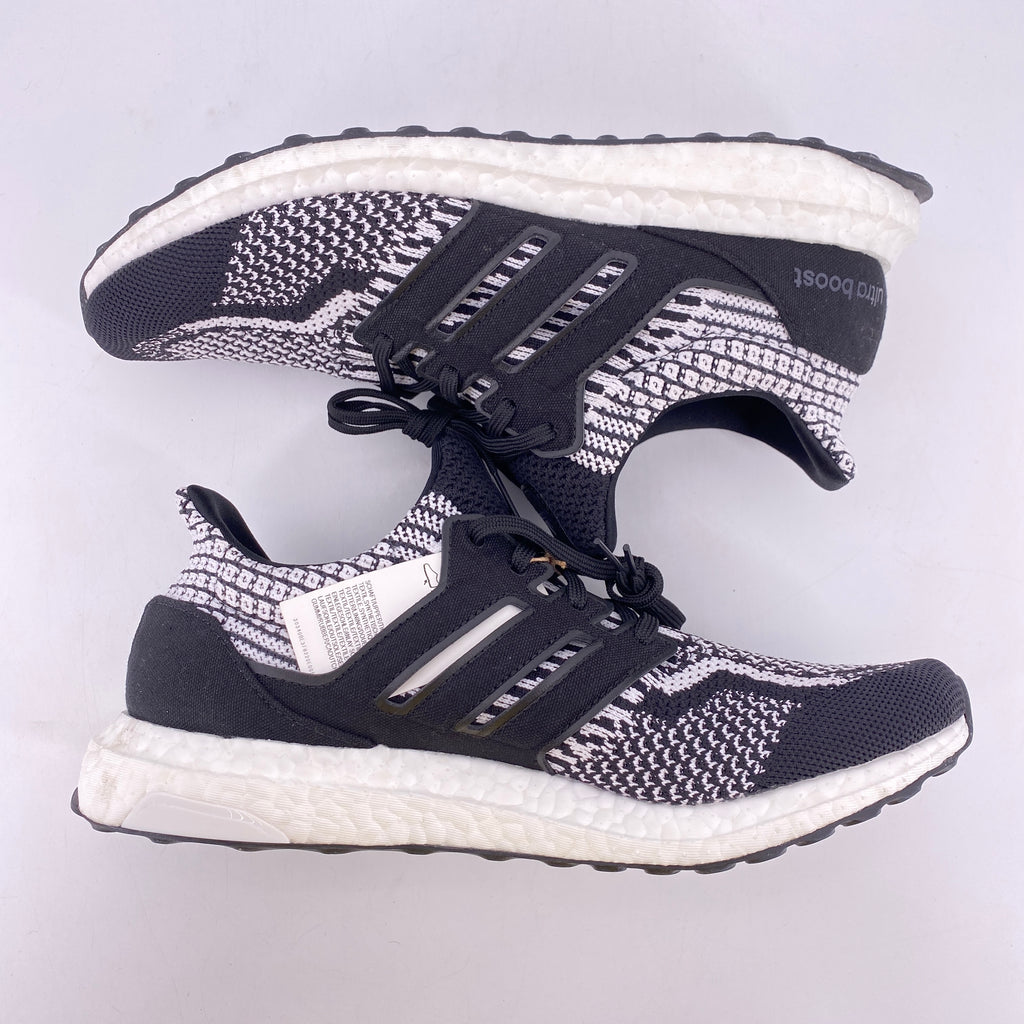 Adidas (W) Ultra Boost 5.0 "Oreo" 2021 Used Size 9W
