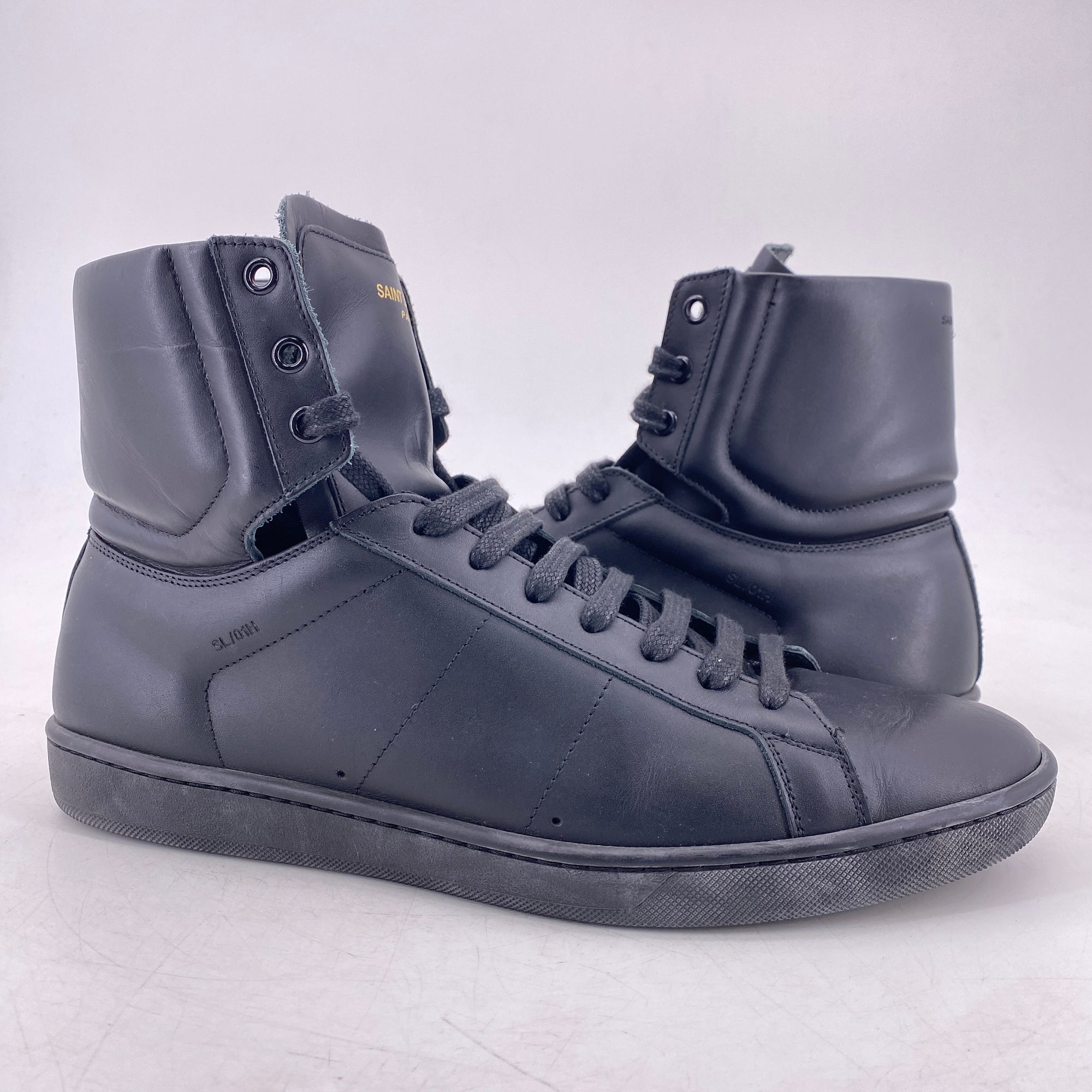 Saint Laurent Signature Court Classic &quot;Triple Black&quot;  Used Size 43