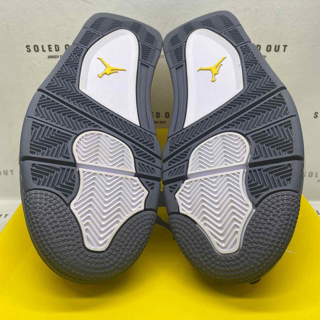 Air Jordan 4 Retro "Lightning" 2021 Used Size 12