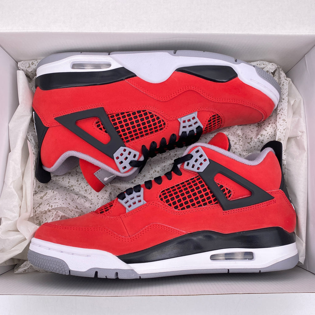 Air Jordan 4 Retro "Toro Bravo" 2026 New Size 9.5