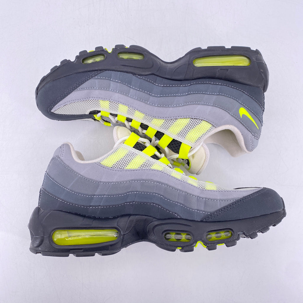 Nike Air Max 95 "Neon" 2020 Used Size 8.5