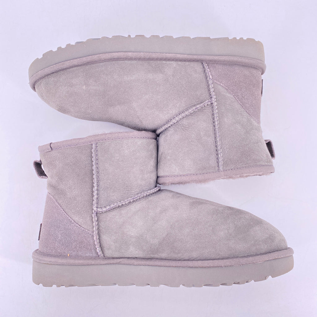 UGG (W) Classic Mini II "Grey"  Used Size 9W
