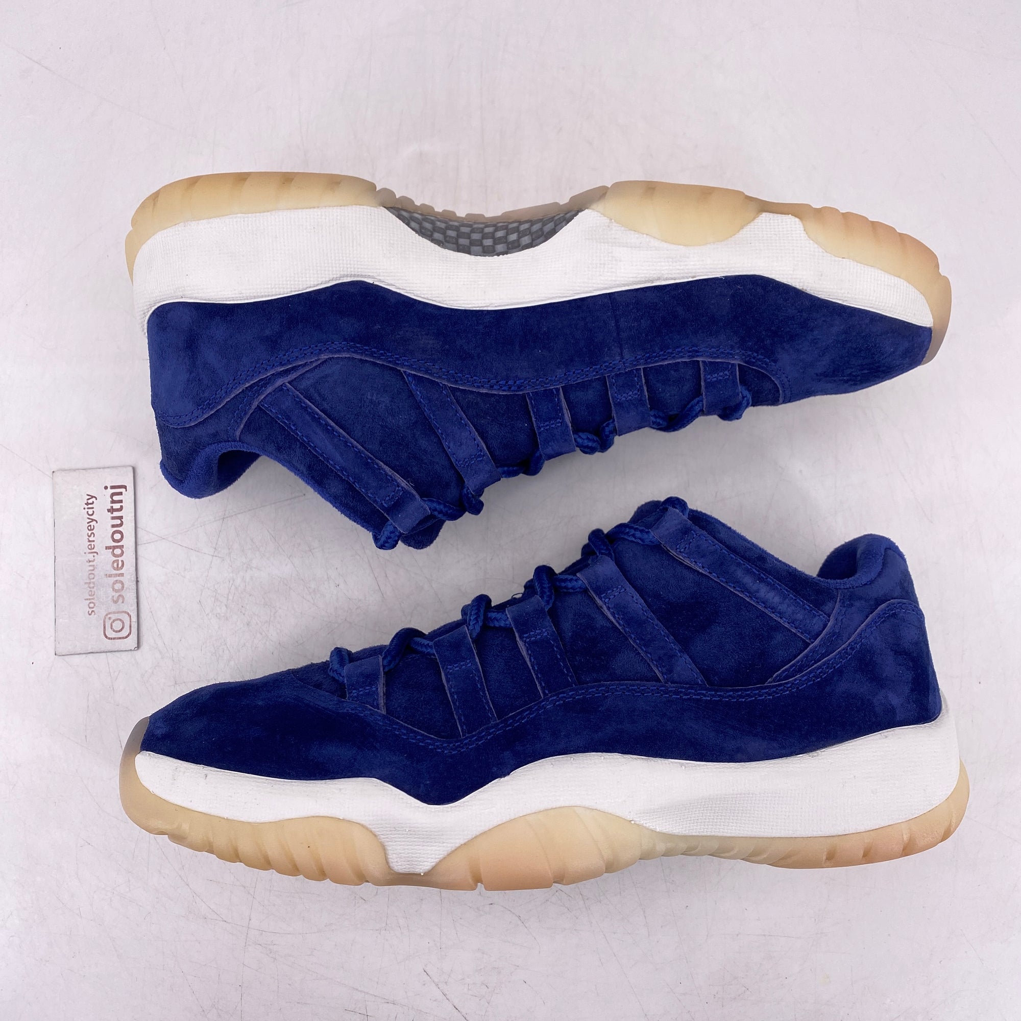 Air Jordan 11 Retro Low &quot;Derek Jeter&quot; 2018 Used Size 9