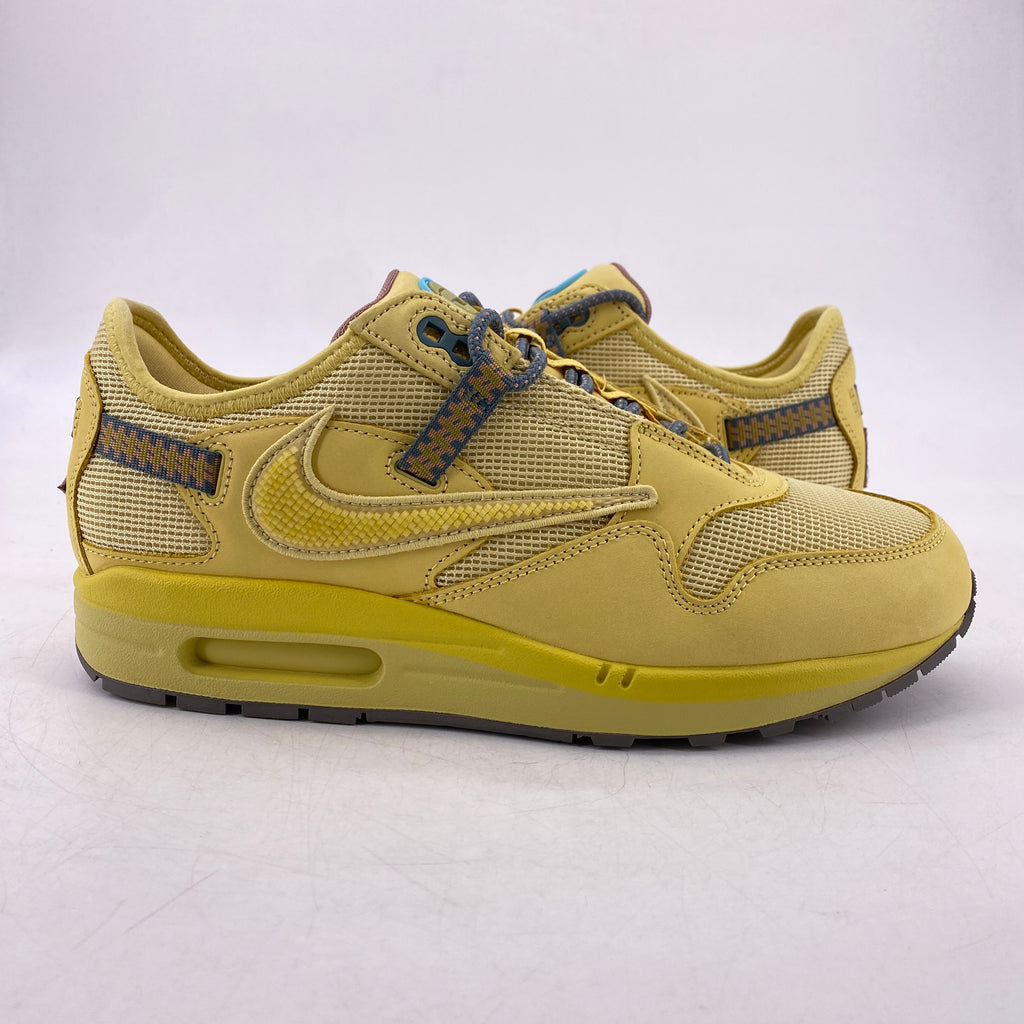 Nike Air Max 1 "Saturn Gold" 2022 Used Size 9.5