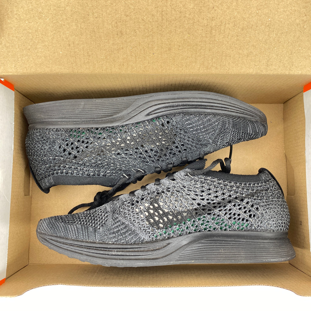 Nike Flyknit Racer "Triple Black" 2016 Used Size 5.5
