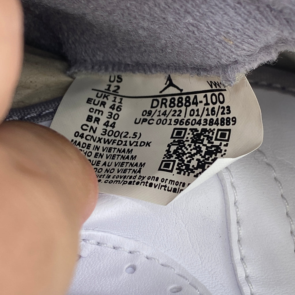 Air Jordan 2 Retro "Cement Grey" 2023 Used Size 12