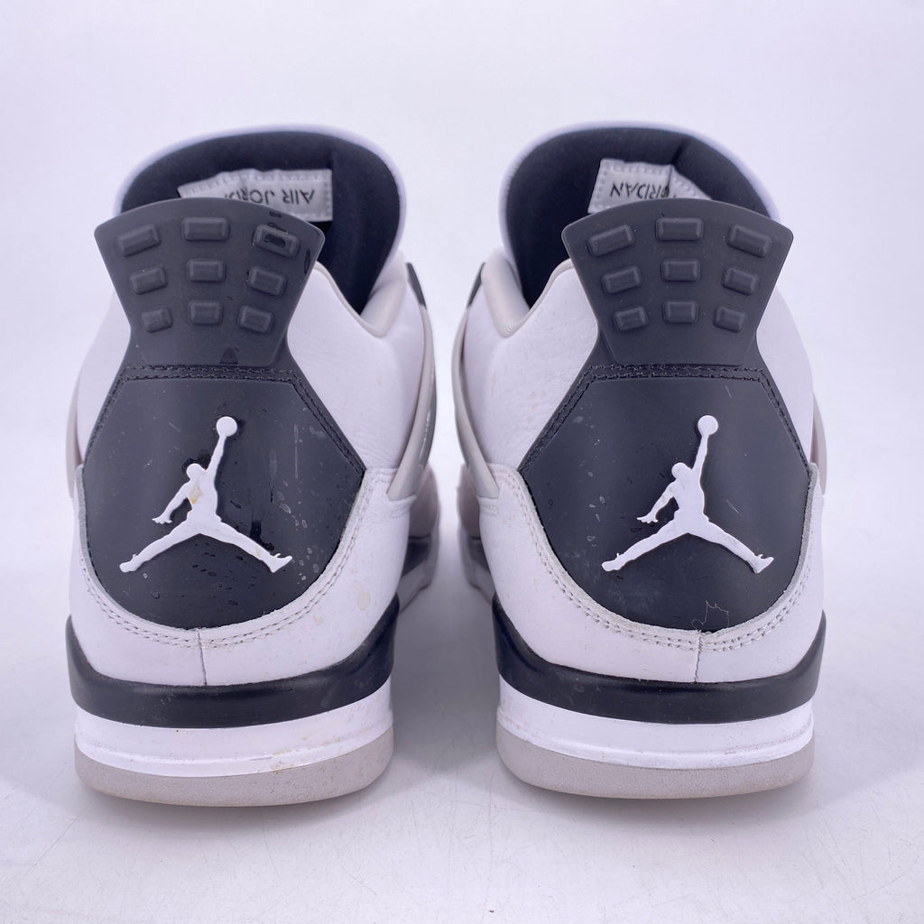Air Jordan 4 Retro "Military Black" 2022 Used Size 13
