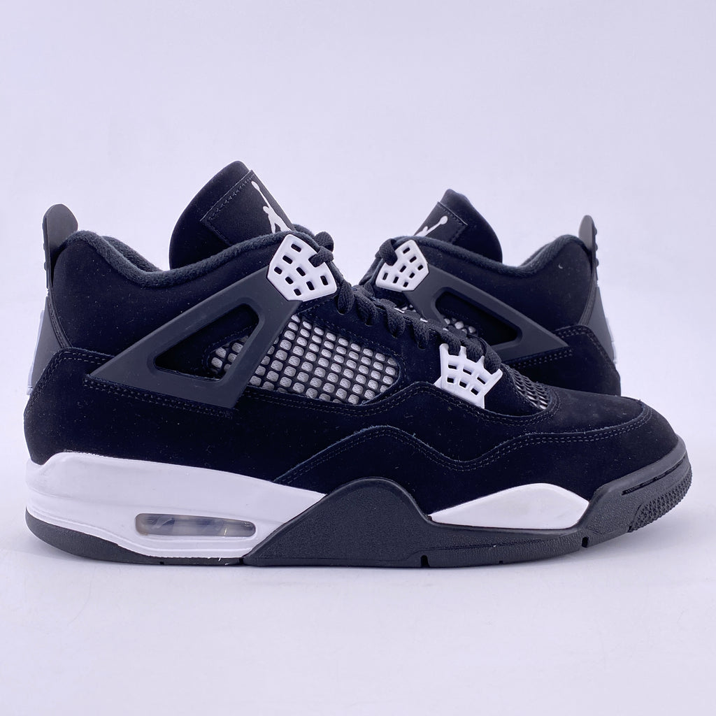 Air Jordan 4 Retro "White Thunder" 2024 Used Size 10