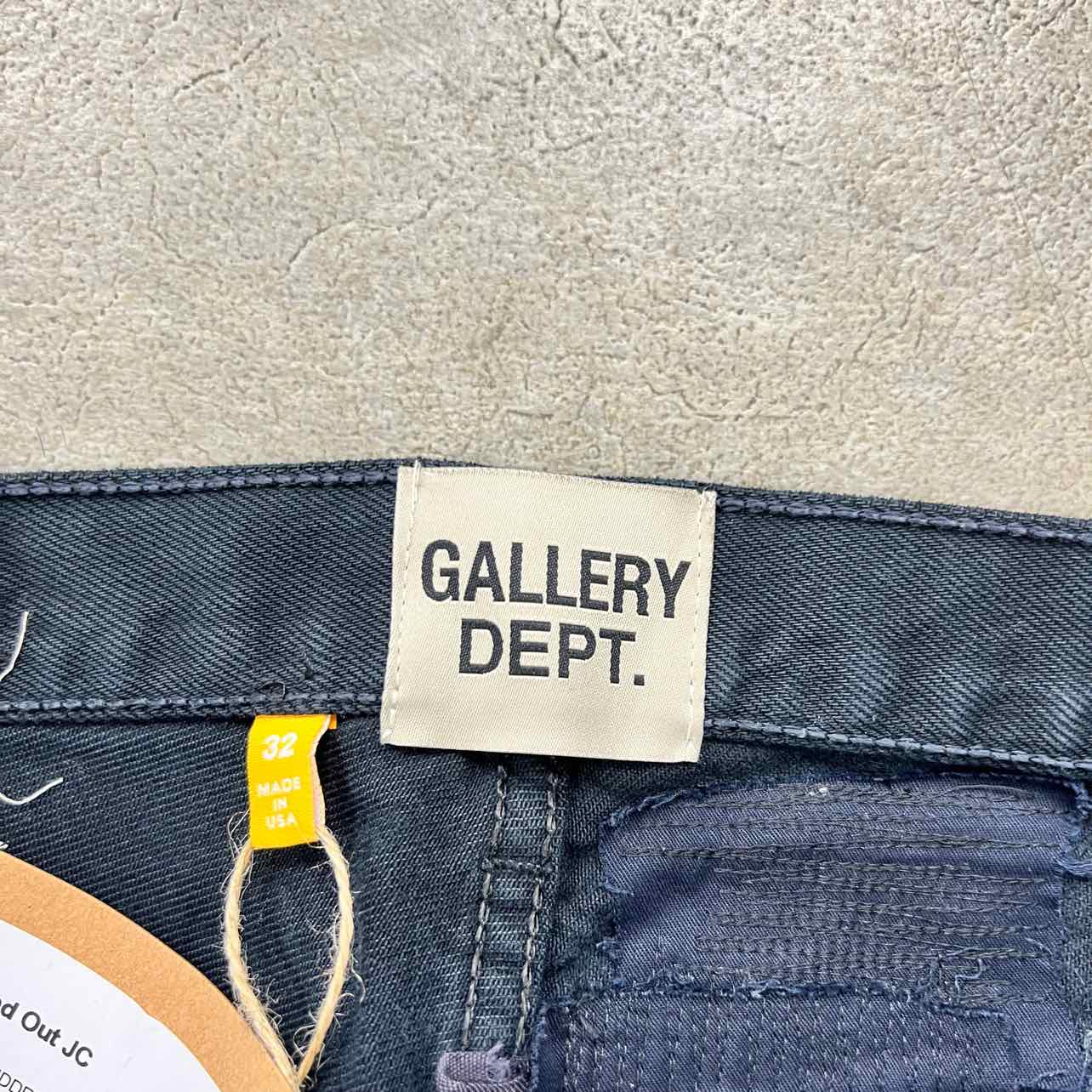 Gallery DEPT. Pant &quot;LA FLARE STUDDED&quot; Black Used Size 32