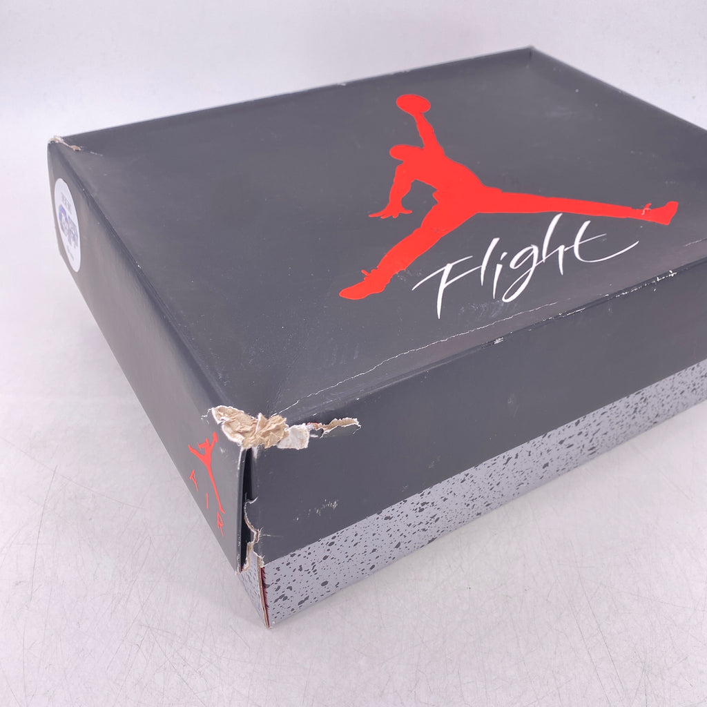 Air Jordan 4 Retro "Red Thunder" 2022 Used Size 9.5