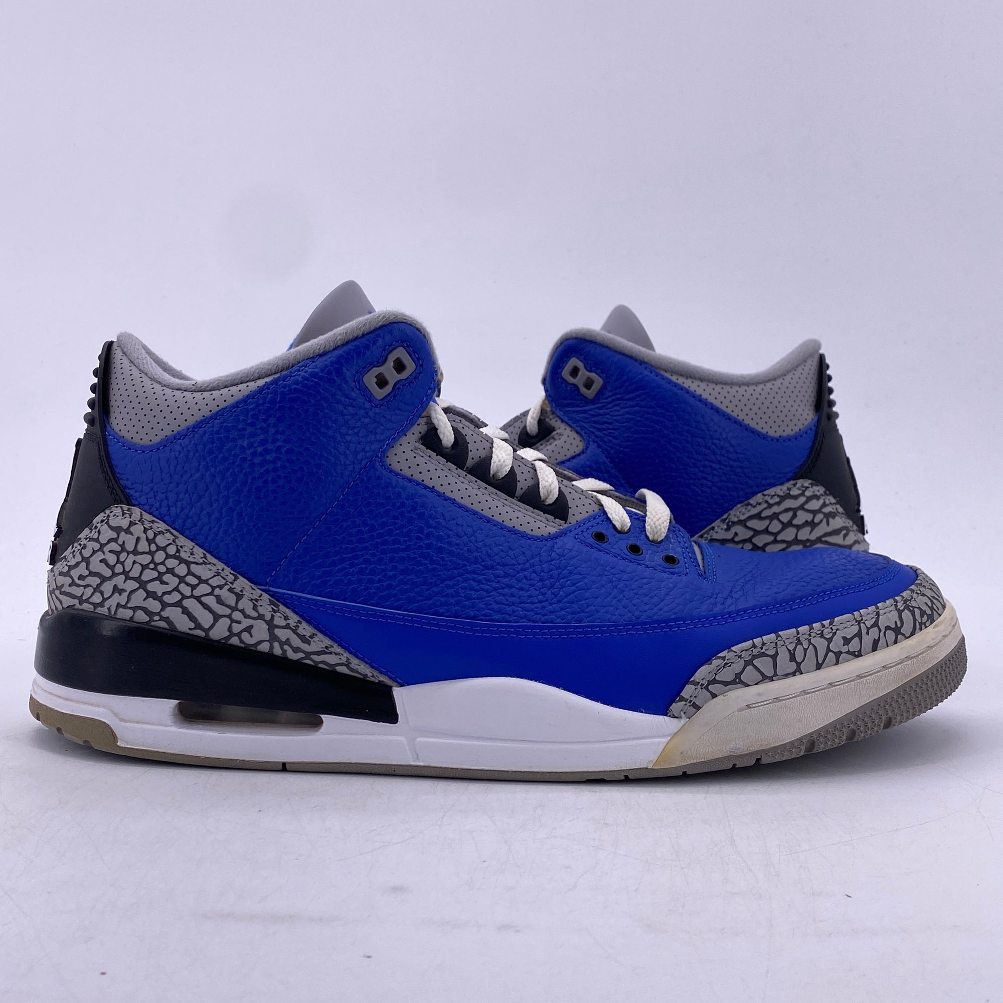 nike flyknit mens black and white gold jordans