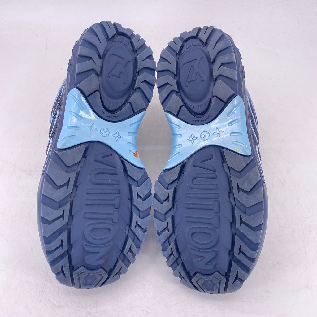 Louis Vuitton Trainer "Discovery"  Used Size 7 LV