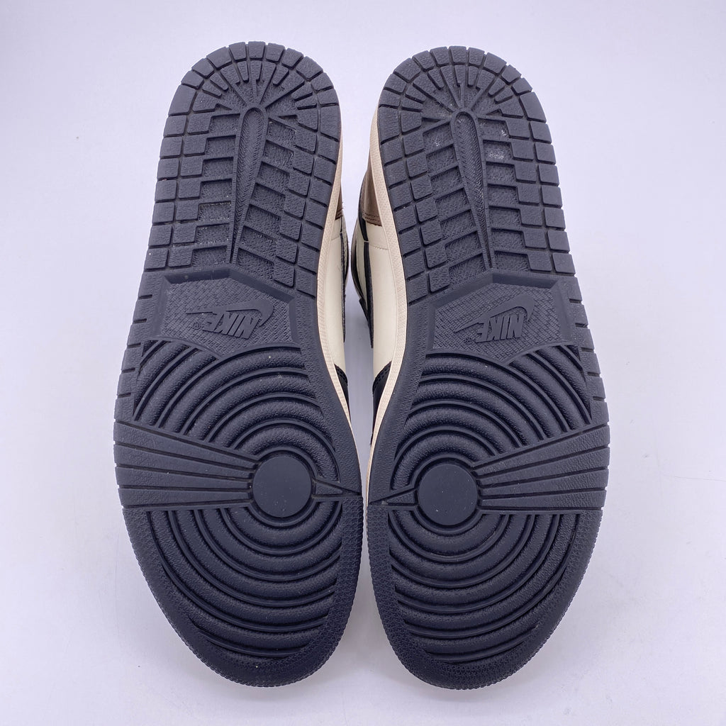 Air Jordan 1 Retro High OG "Dark Mocha" 2020 Used Size 12