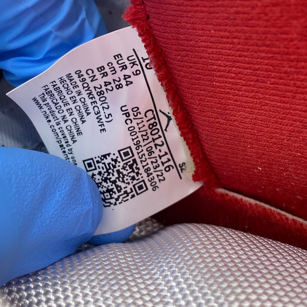 Air Jordan 11 Retro "Cherry" 2022 Used Size 10