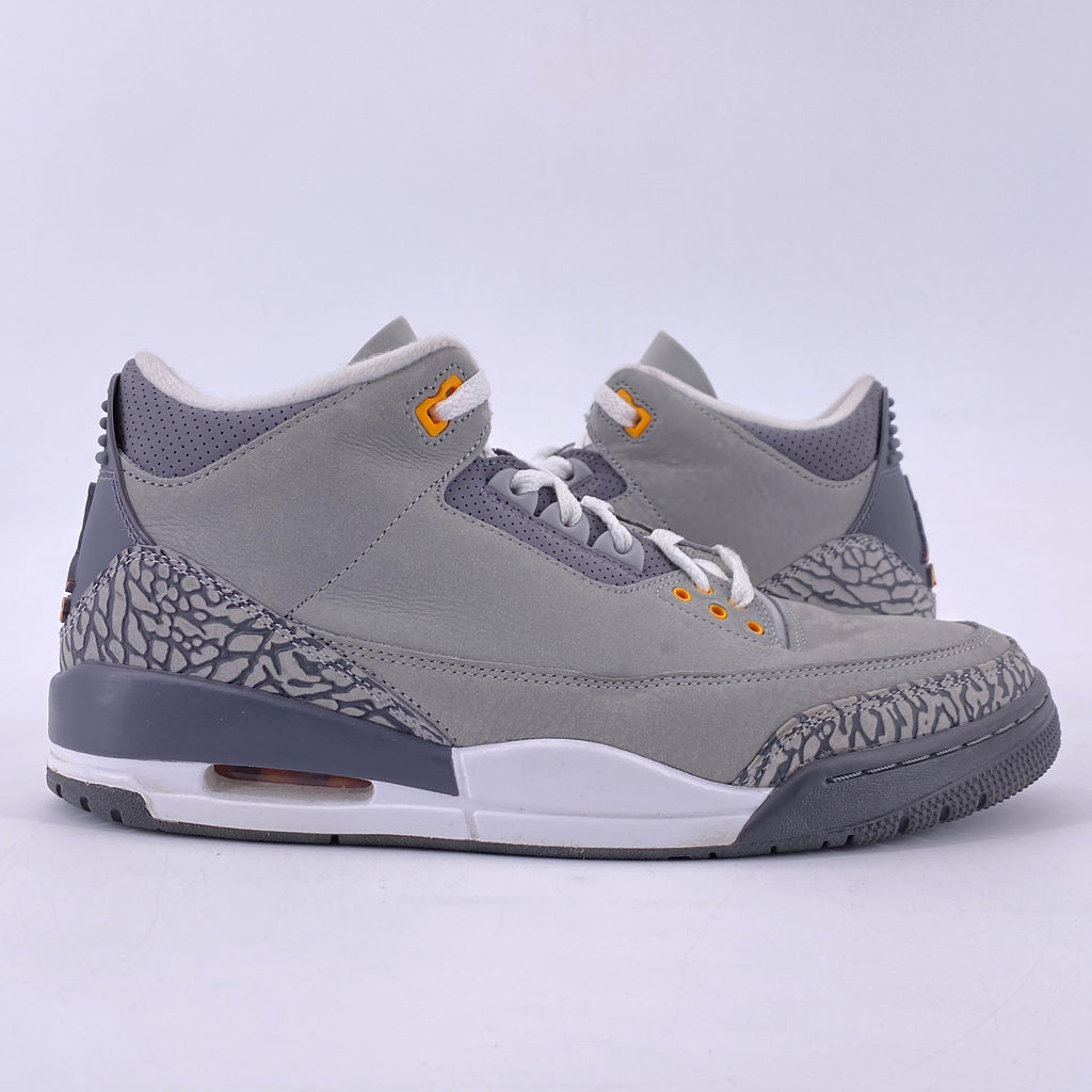 Air Jordan 3 Retro "Cool Grey" 2021 Used Size 10