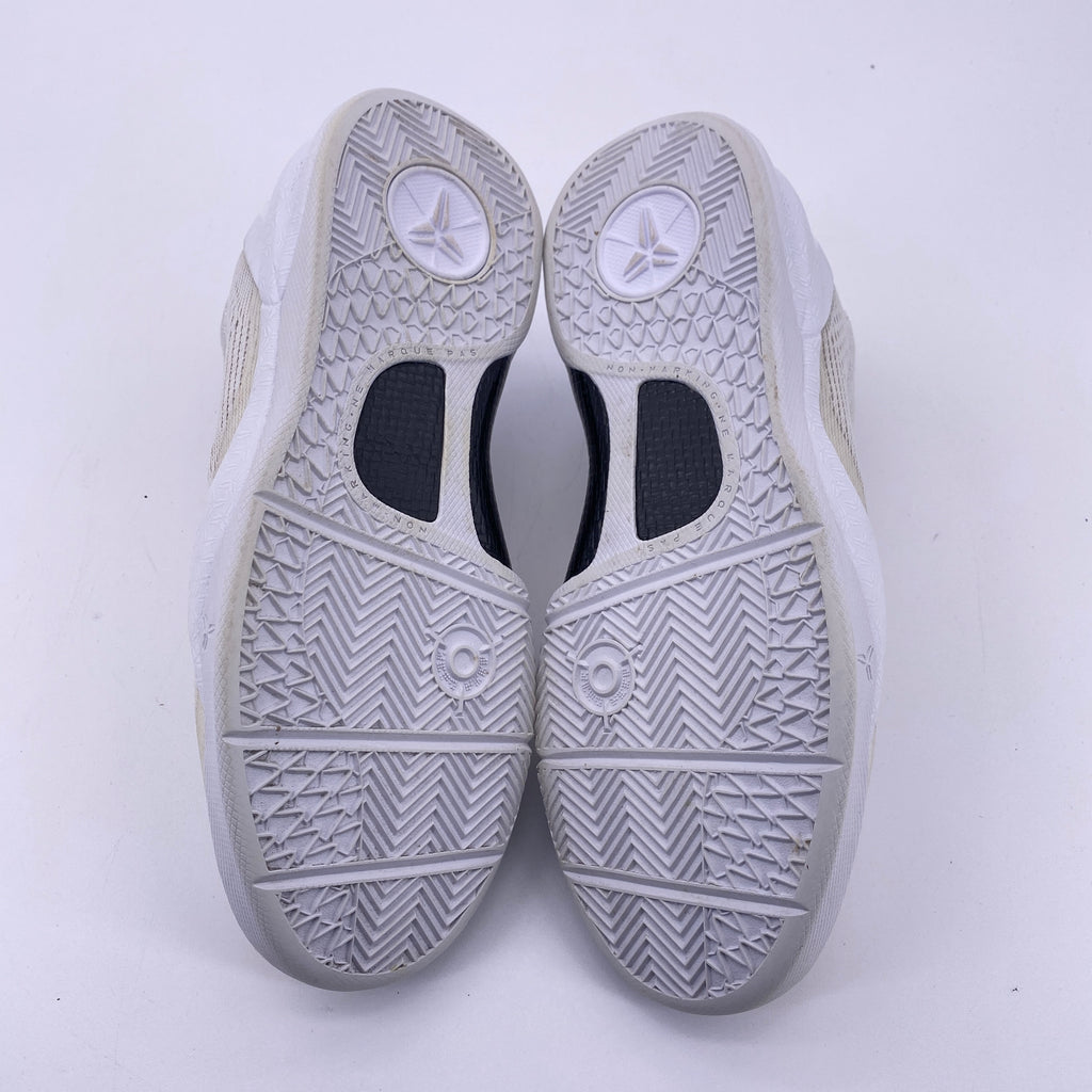 Nike (GS) Kobe 8 "Halo" 2023 Used Size 5Y
