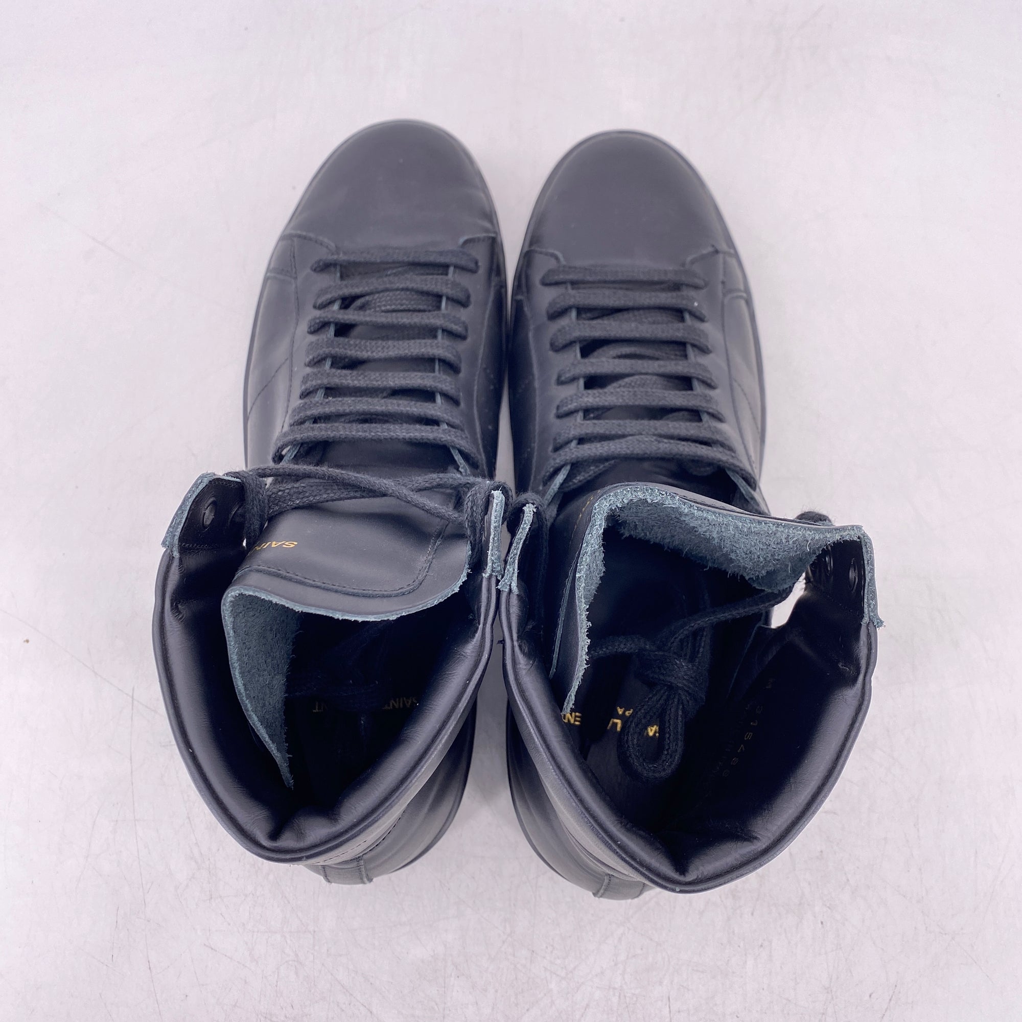 Saint Laurent Signature Court Classic &quot;Triple Black&quot;  Used Size 43