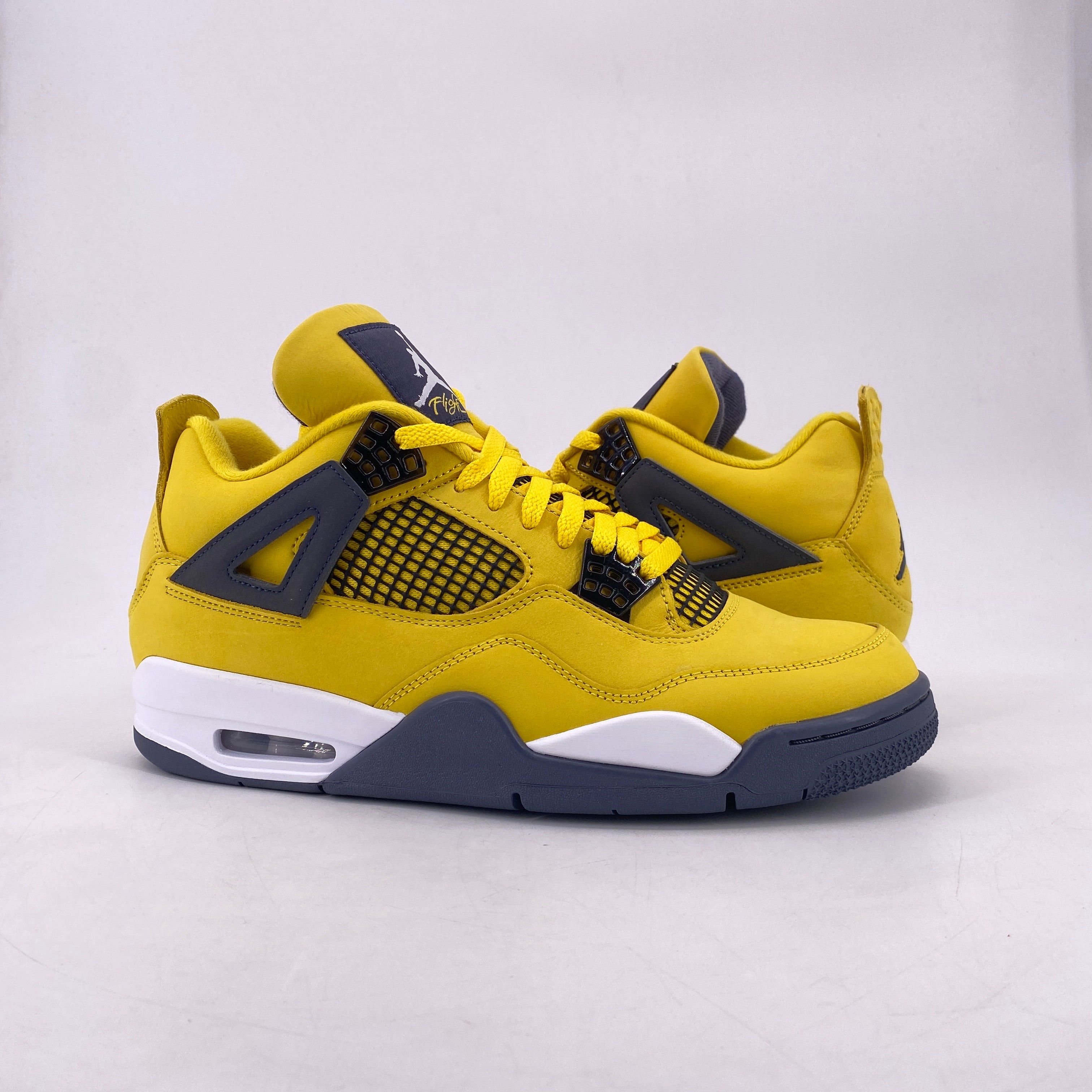 Jordan 4 lightning offers size 10 men new