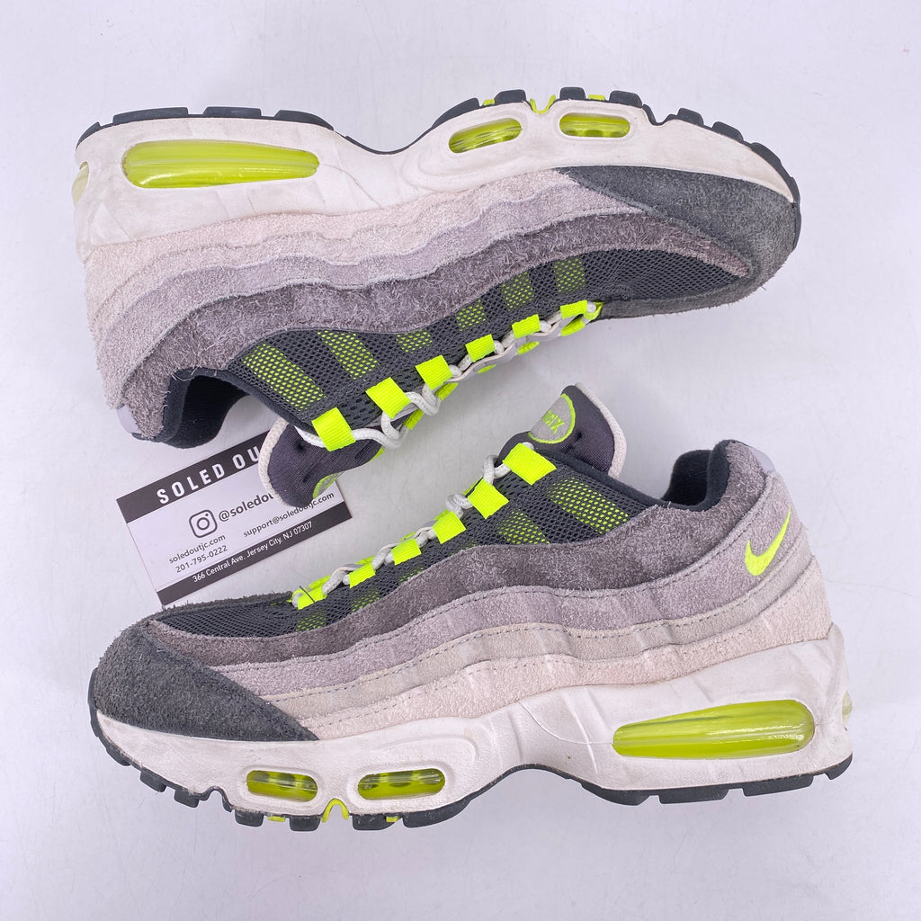 Nike Air Max 95 "Reverse Gradient Neon" 2025 Used Size 8