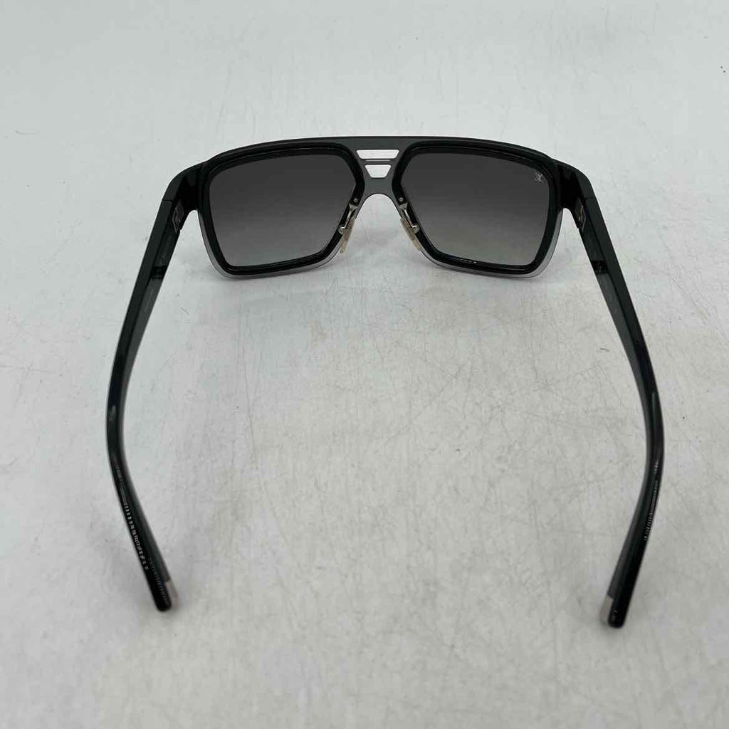 Louis Vuitton Sunglasses "ENIGME" Used Black