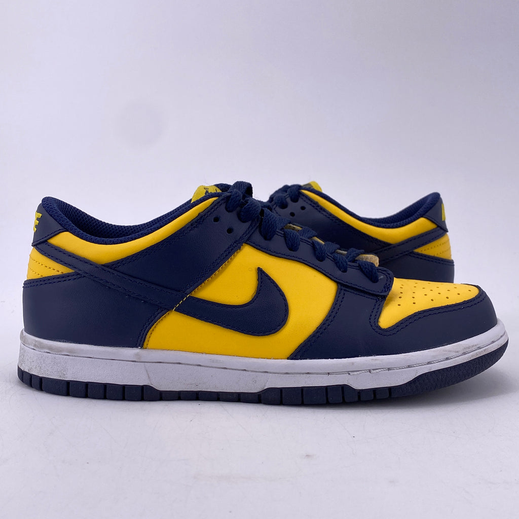 Nike (GS) Dunk Low "Michigan" 2021 Used Size 5.5Y