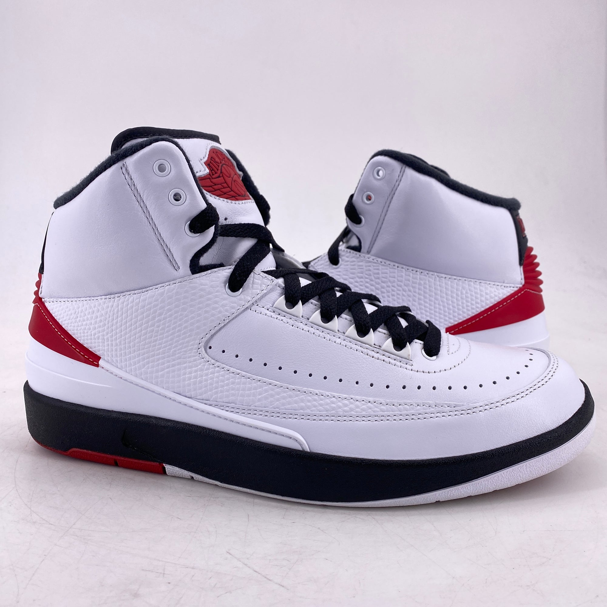 Air Jordan 2 Retro &quot;Chicago&quot; 2022 Used Size 10.5