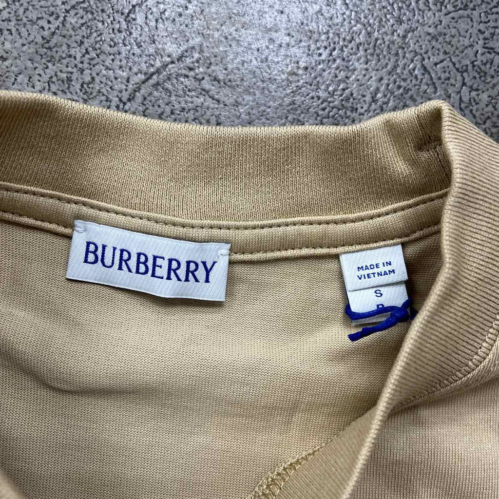 Burberry T-Shirt "KNIGHT STAMP" Flax New Size S