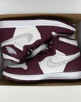 Air Jordan 1 Retro High OG "Bordeaux" 2021 New Size 9