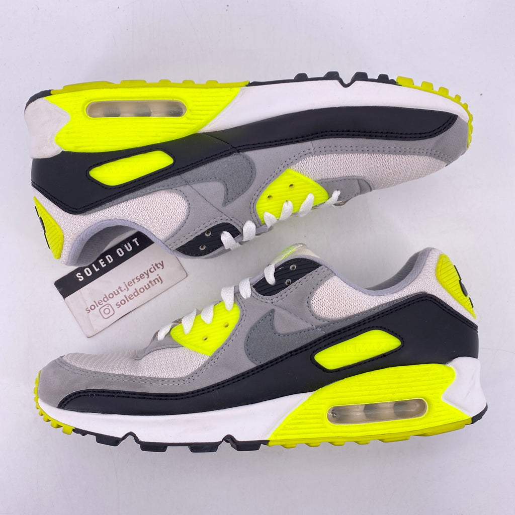 Nike Air Max 90 "Og Volt" 2020 Used Size 11.5