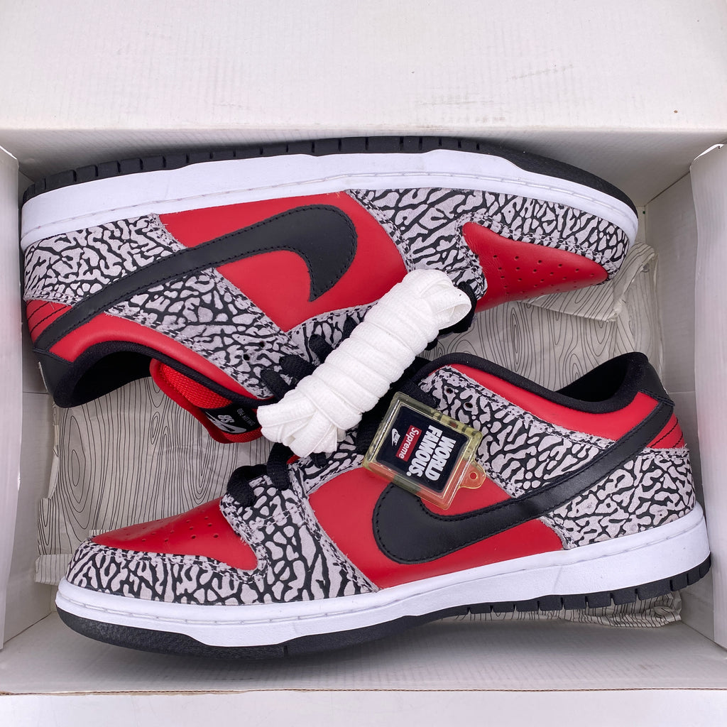 Nike Dunk Low SB "Supreme Red" 2012 Used Size 10.5