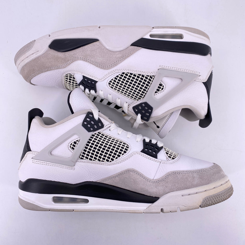 Air Jordan 4 Retro "Military Black" 2022 Used Size 10.5