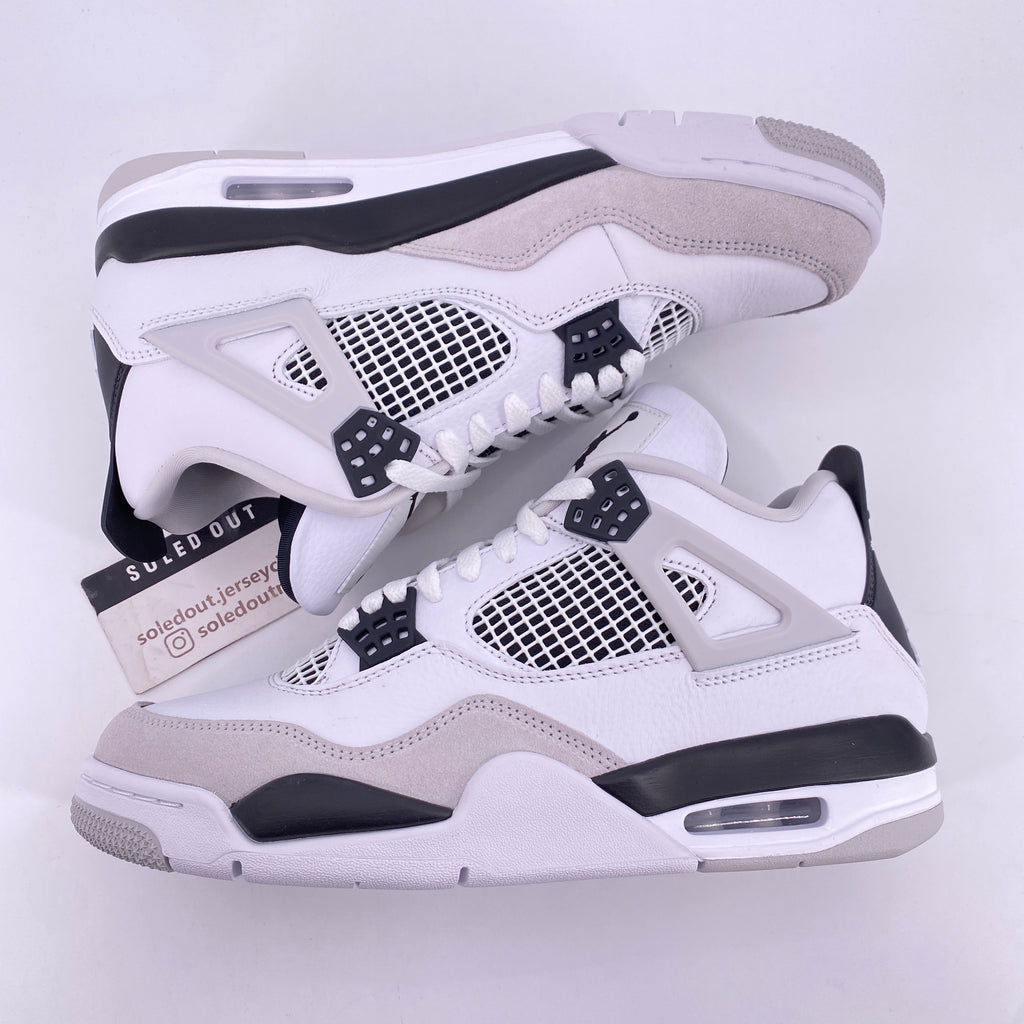 Air Jordan 4 Retro "Military Black" 2022 New Size 9
