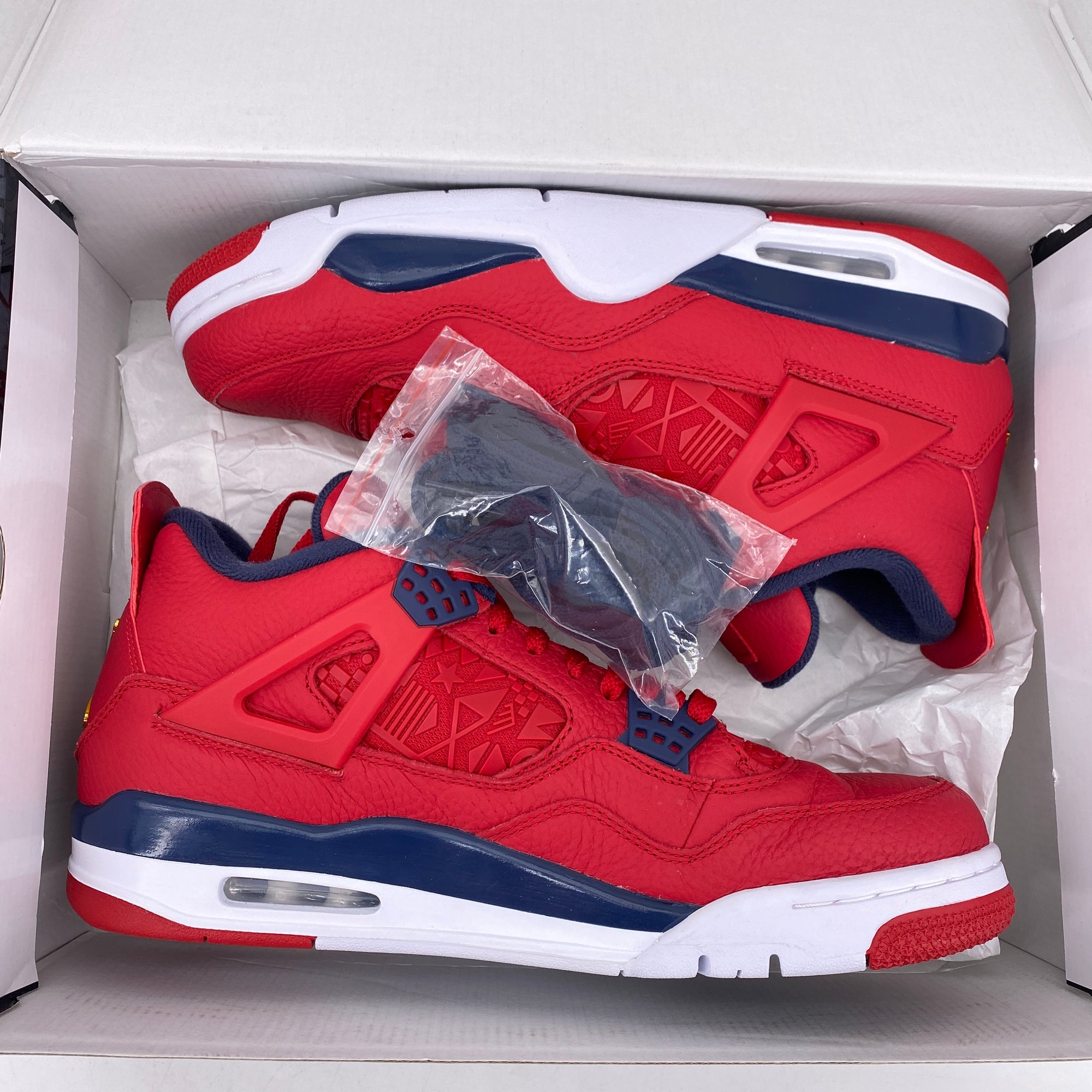 Air Jordan 4 Retro &quot;Fiba&quot; 2019 Used Size 11