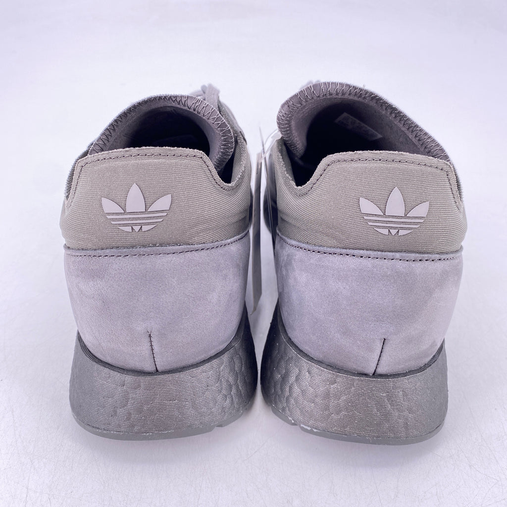 Adidas New York Present "Daniel Arsham Grey" 2017 New Size 11.5