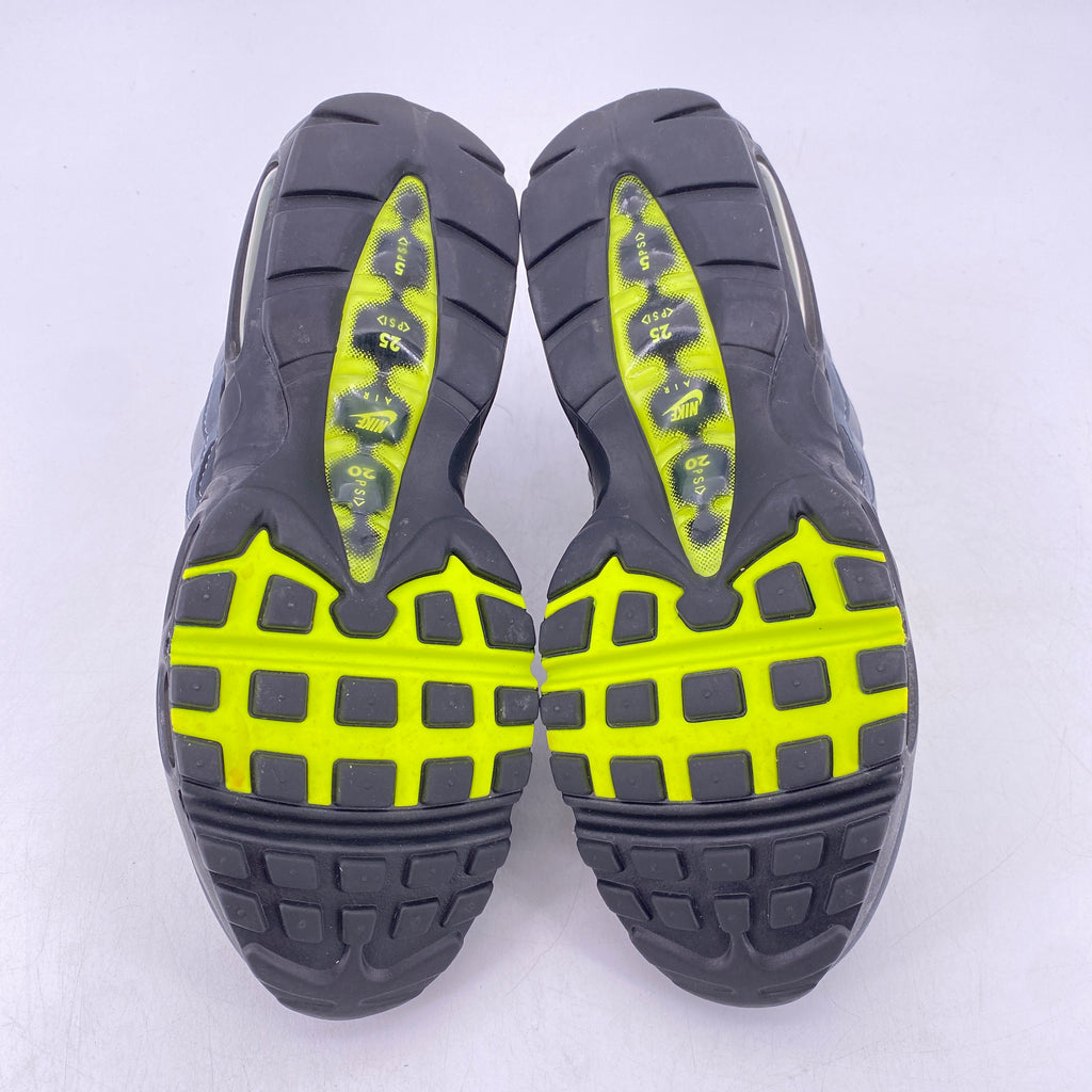 Nike Air Max 95 "Neon" 2020 Used Size 8.5