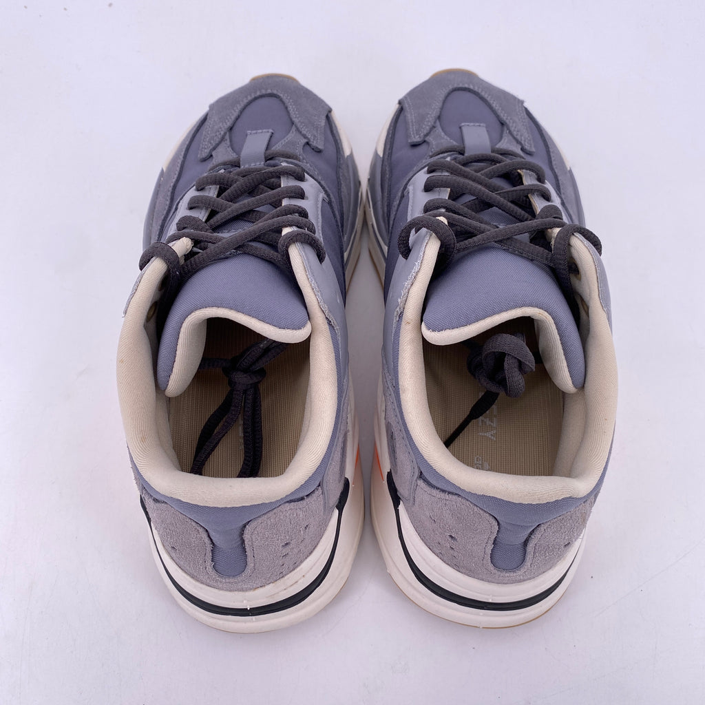 Yeezy 700 "Magnet" 2019 Used Size 7.5