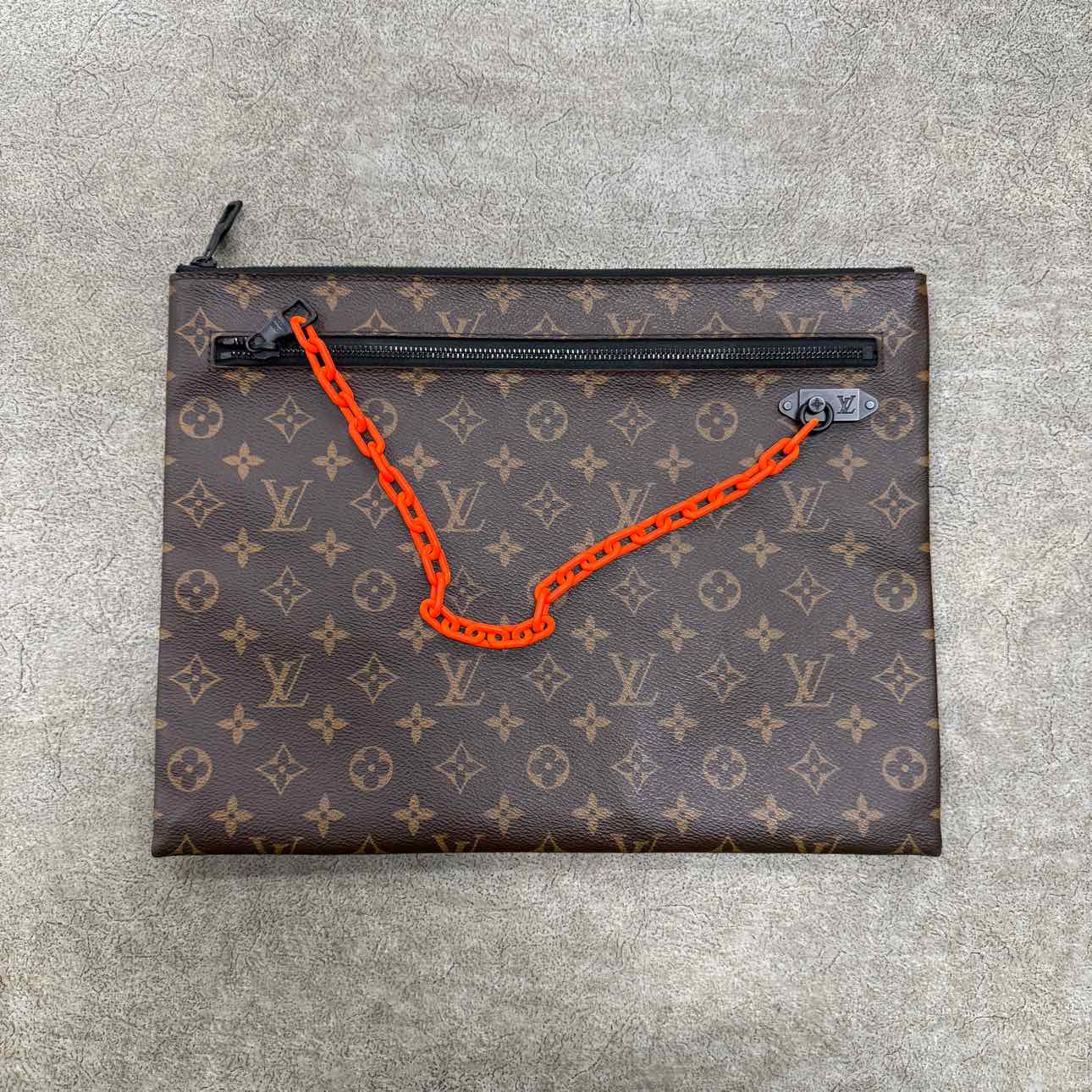 Louis Vuitton Clutch &quot;SOLAR RAY CHAIN&quot; Used Brown Size OS