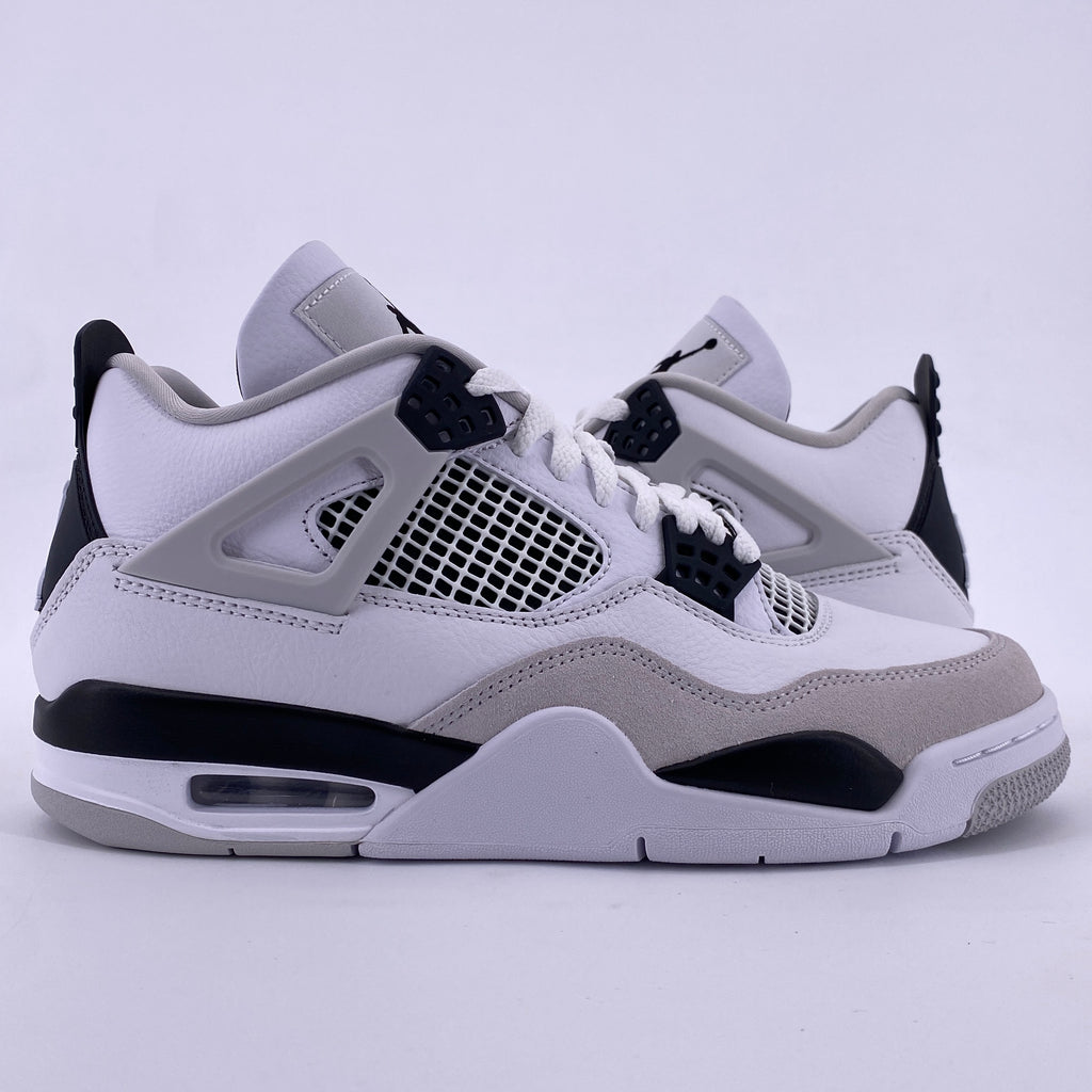 Air Jordan 4 Retro "Military Black" 2022 New Size 8