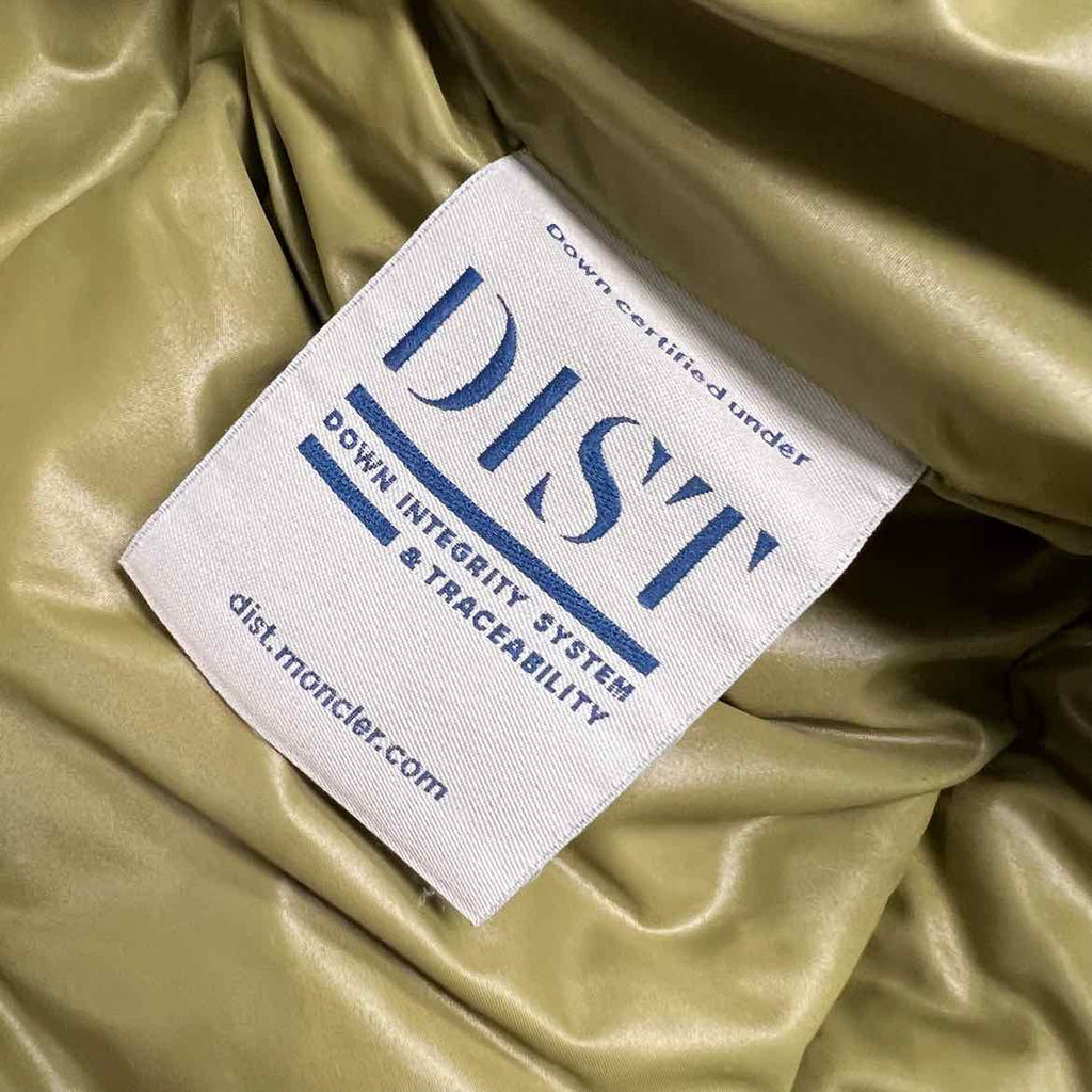 Moncler Jacket "GIUBBOTTO DERVO" Black Used Size 4