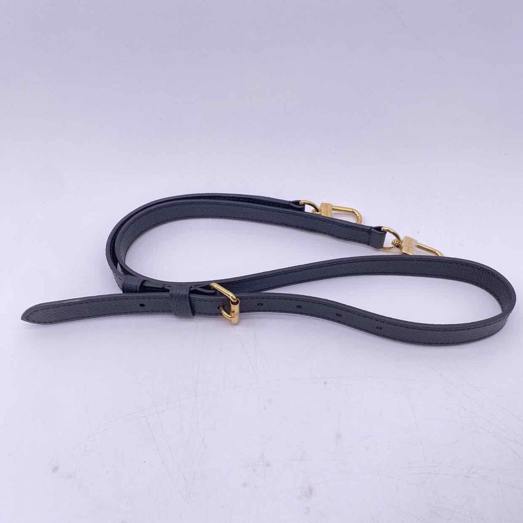 Louis Vuitton Shoulder Bag "ONTHEGO MM" Used Black