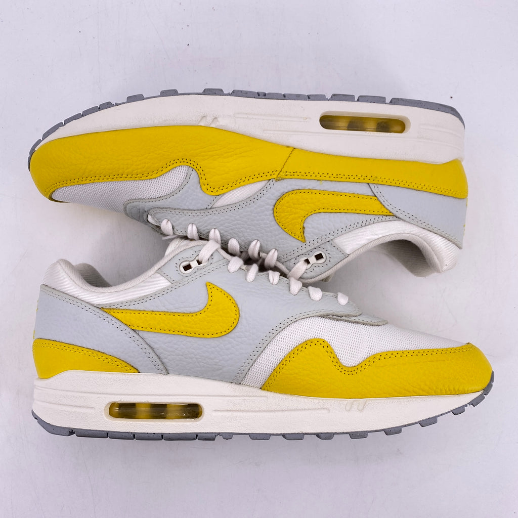 Nike (W) Air Max 1 "Tour Yellow" 2022 Used Size 12.5W