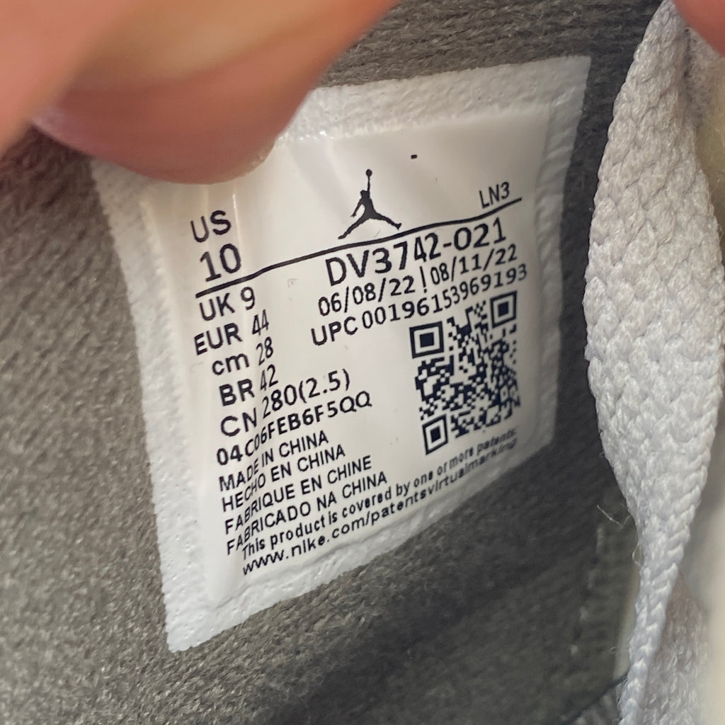 Air Jordan 4 Retro "Photon Dust" 2023 Used Size 10